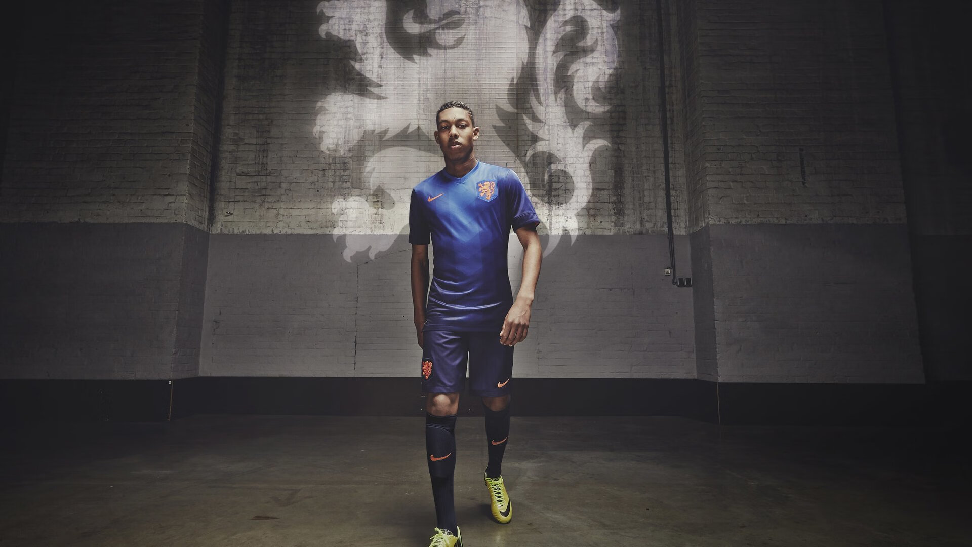 阿扎伦卡迎来十二赛季高光表现，德国队球迷沸腾！